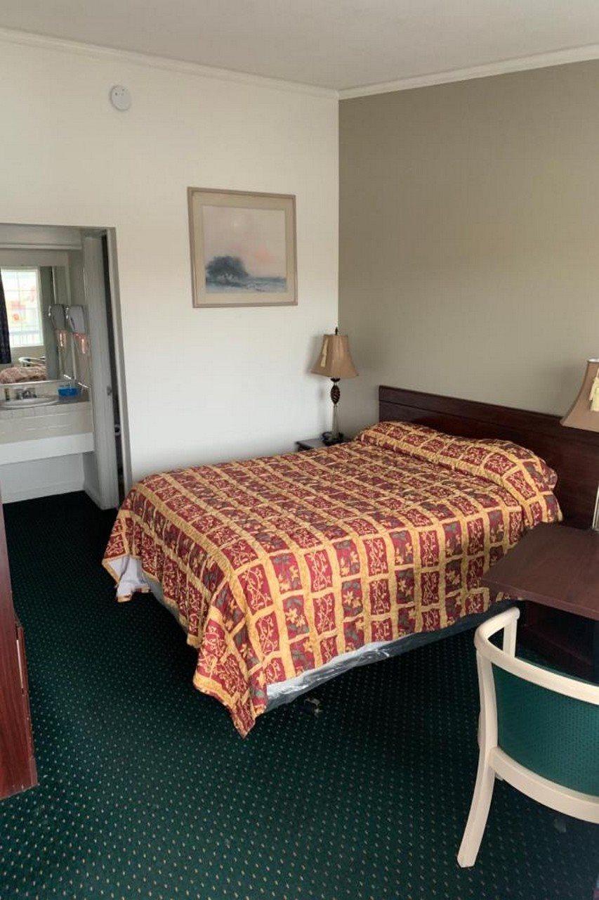 Economy Inn Monterey Seaside Extérieur photo