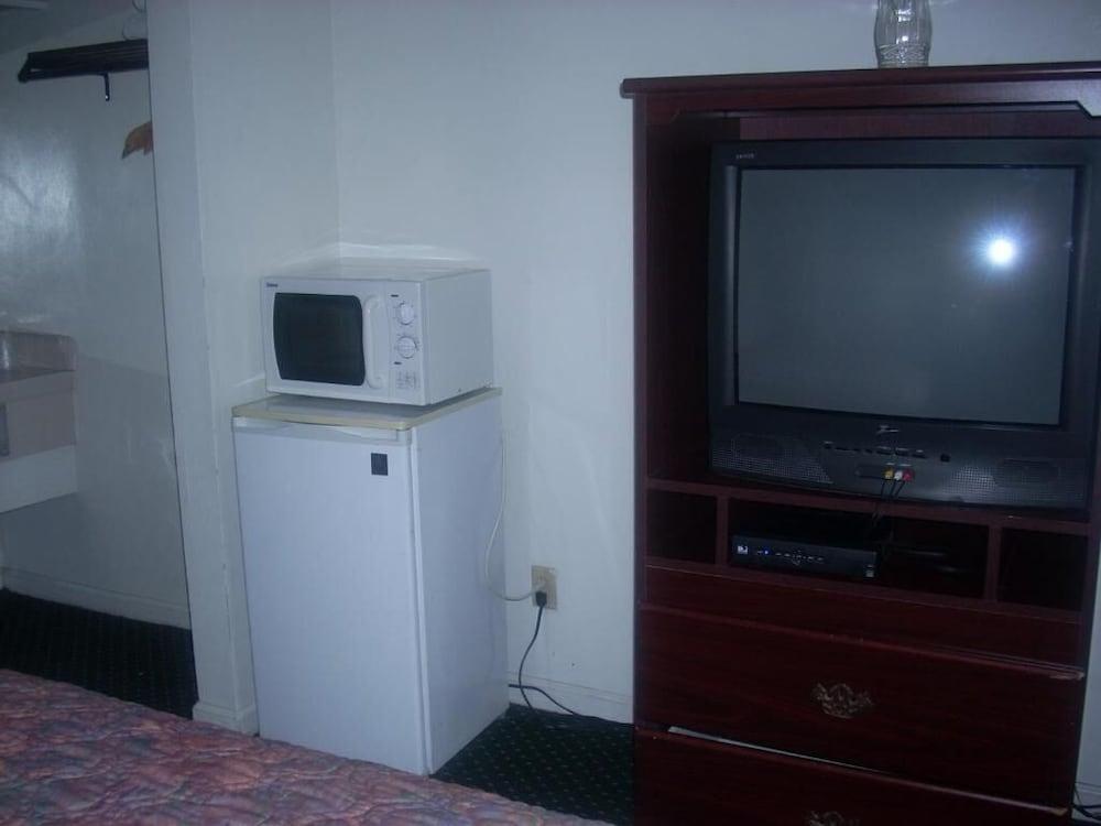Economy Inn Monterey Seaside Extérieur photo